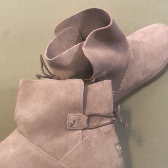 KOOLABURRA by UGG  women’s size 10” boots - Picture 7 of 16